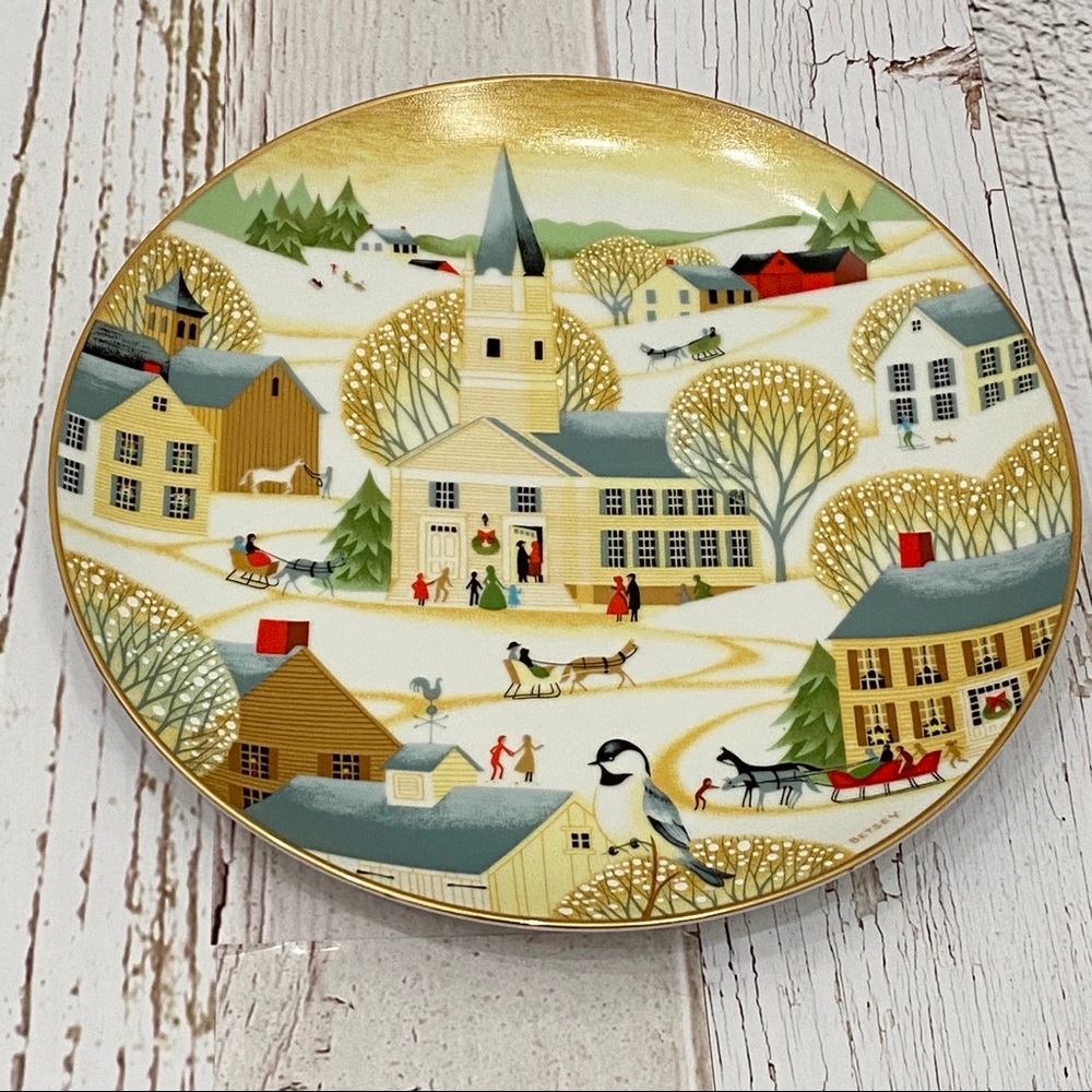 1984 Betsey Bates The Village Church Plate